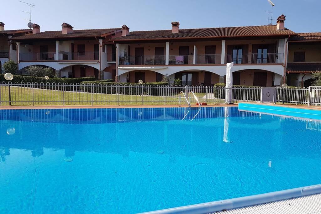 casa paradiso del garda Manerba del Garda Exterior foto