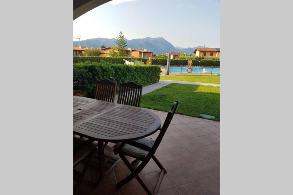casa paradiso del garda Manerba del Garda Exterior foto